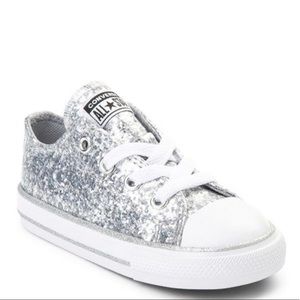 Converse toddler silver glitter sneakers size 4